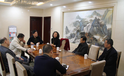  向上海社团局、合交办有关负责同志和省商会领导汇报换届选举和举办徐商高峰 